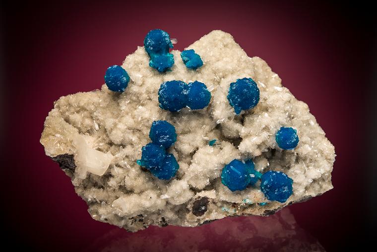 CAVANSITE